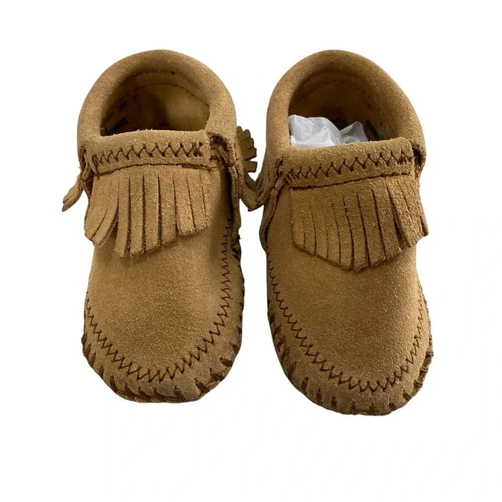 Minnetonka Infant Soft Suede Upper Leather Riley Bootie Fringe Boho Comfy 2 Pull